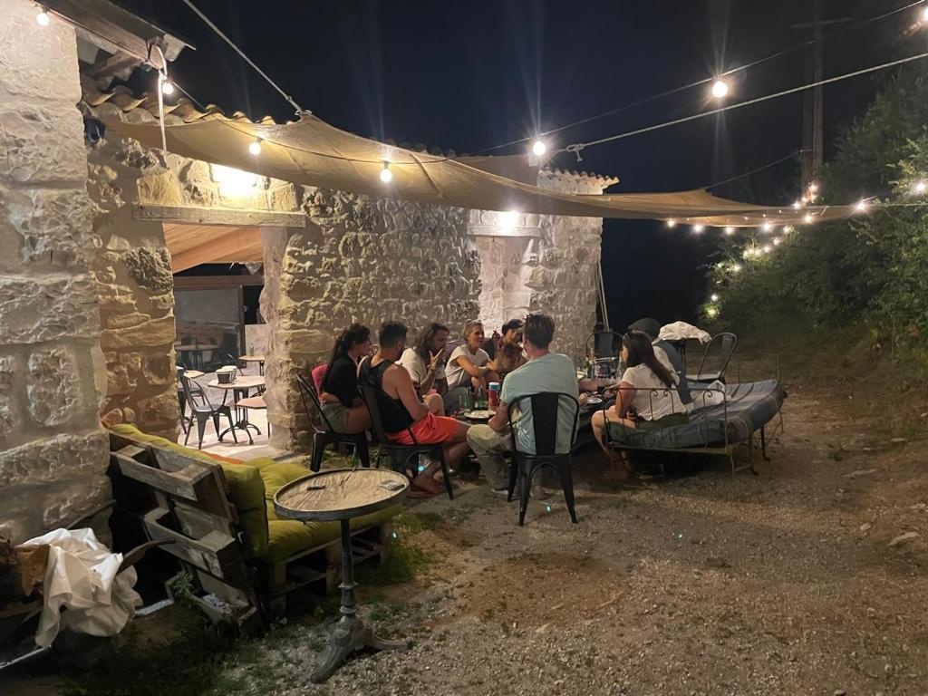 Gite D'Etape Bastide Petra Castellana Verdon กาสเตลลาน ภายนอก รูปภาพ